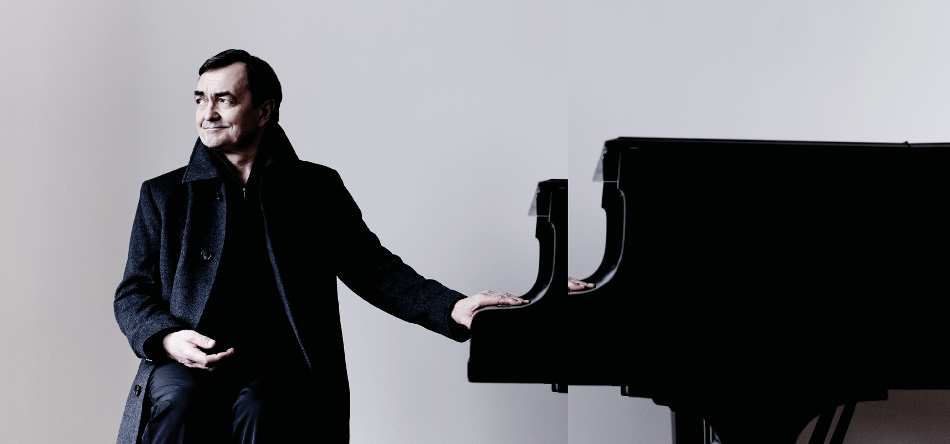 Antwerp Symphony Orchestra & Pierre-Laurent Aimard